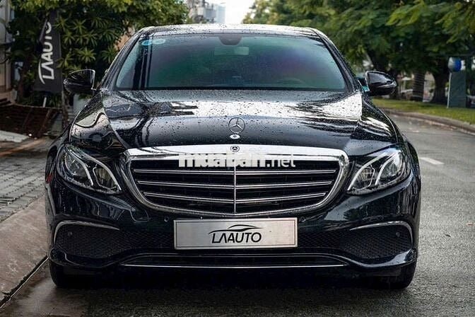 Mercedes Benz E200 2019 - 73000 km