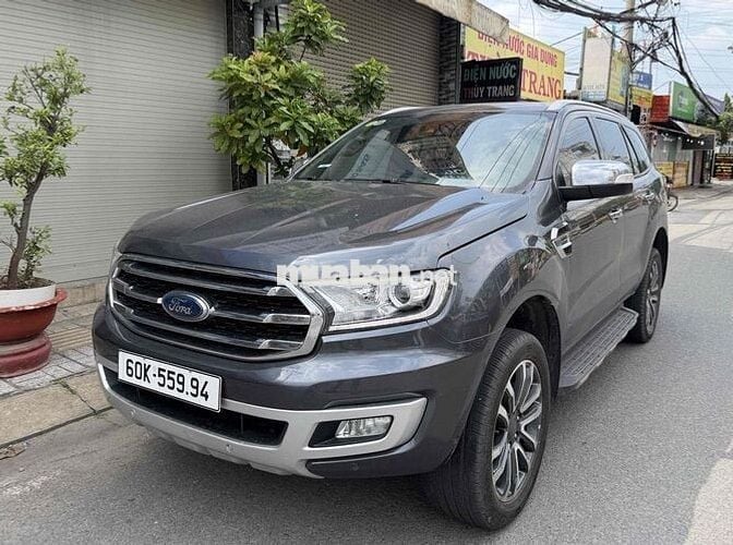Ford Everest 2019 Titanium Plus 2 Cầu Cao cấp