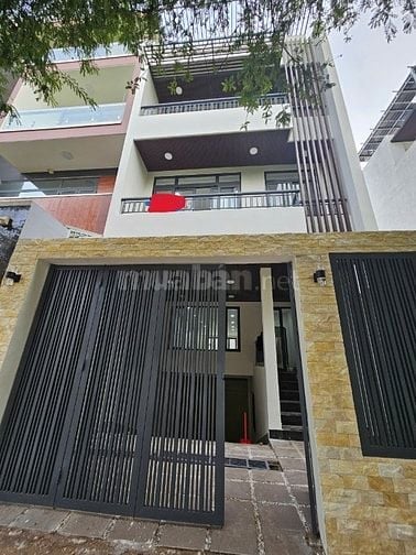 Mặt bằng kinh doanh, nhà nguyên căn ngay trung tâm Global City