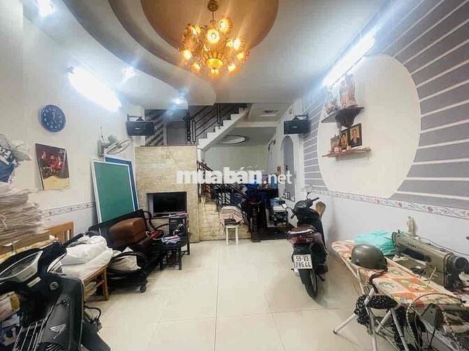 HẺM XE TẢI TRÁNH- 4 TẦNG BTCT- 63M2- VIP PHƯỜNG 12- CHỈ NHỈNH 6TỶ