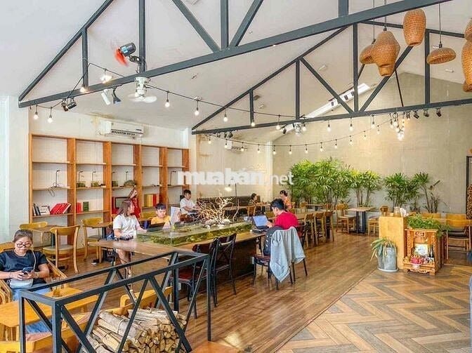 sang quán cf Đường Ngô Gia Tự , Chánh Nghĩa 10x20m.