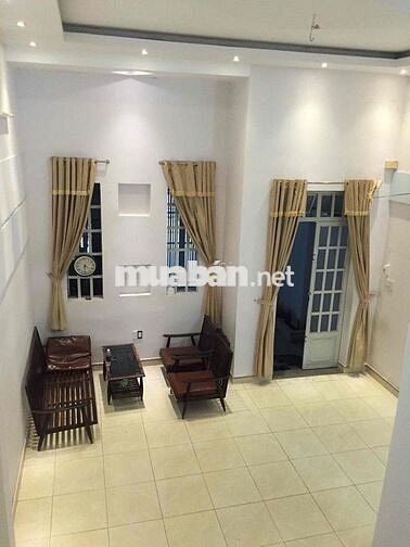 Cho thuê nhà mặt tiền đường lớn tại quốc lộ 13 Hiệp Bình Phước Thủ Đức