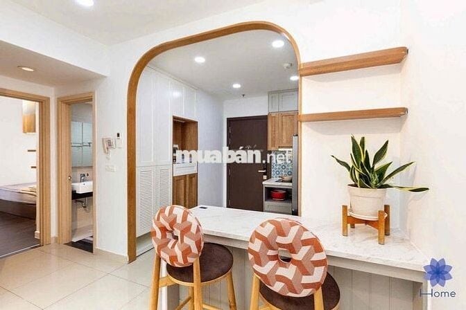 Bán nhanh căn 2PN view hồ bơi nội thất y hình tháp GM3- Golden Mansion