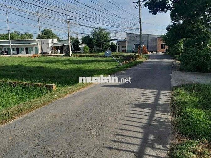 CẦN BÁN 11m MẶT TIỀN NHỰA XÃ ĐỨC LẬP HẠ