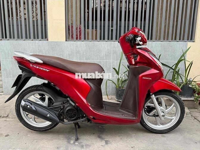 Vision đời2016 xe đẹp máy zin êm đúng chủ chỉ 16tr