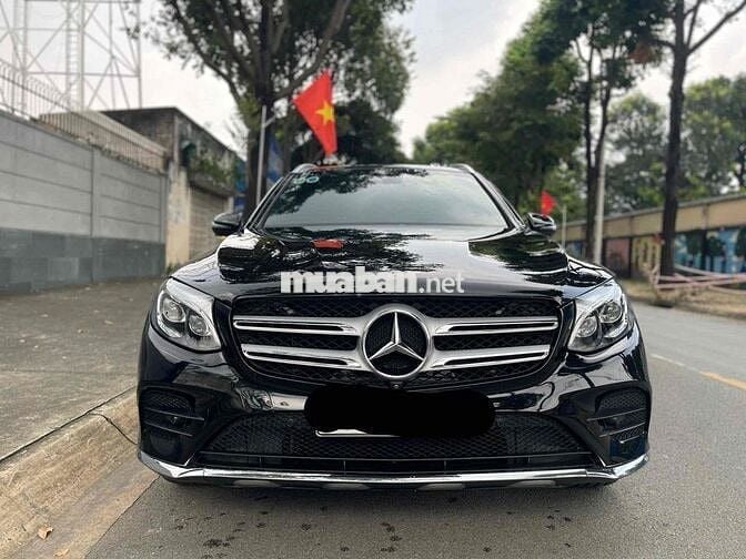 Mercedes Benz GLC Class 2018 300 4MATIC AT