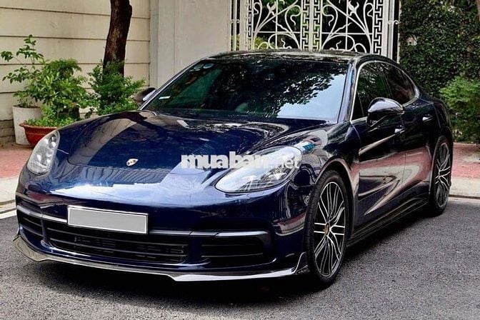 Porsche Panamera 2017 3.0 V6 - 55000 Kmiles