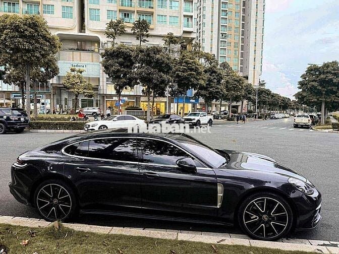 Porsche Panamera 2021 4 Executive - 49000 km