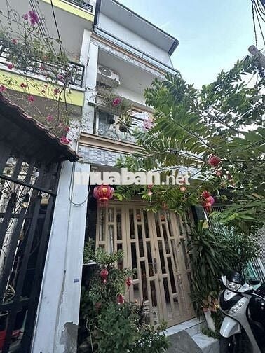 Quận 6 - bán nhà 3tầng 3PN 60m2, đường Nguyễn Văn luông - 4 tỷ 6