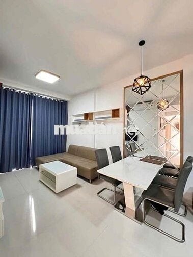 Cho thuê căn góc view Đông 2PN.2WC nhà đẹp mới ở ngay GM2