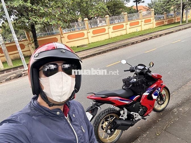 Bán xe Winner X V4 Sport ABS 2025 lướt 390km