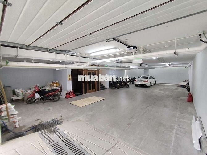 Cho thuê văn phòng 160m², 23tr tại mặt đường Nguyễn xiển, Thanh Xuân