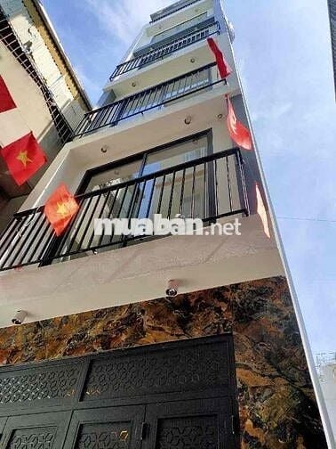 Nhà đẹp trung tâm Thạch Bàn cạnh Uỷ Ban Phường . Aeon cầu Vĩnh Tuy