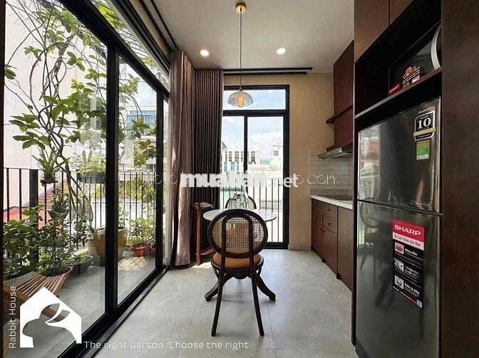 Căn Hộ 1PN Ban công/Sân vườn cao cấp. Gần cầu Thị Nghè, Q1