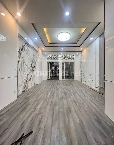 Nhà 3 Tầng Mới Đẹp Full Nội Thất–Trục Vip Ỷ Lan Nguyên Phi–12.x Tỷ