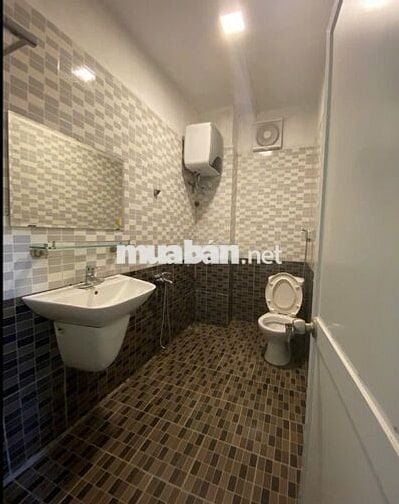 🏠 CHO THUÊ PHÒNG TRỌ Ở GHÉP – PHỐ KIM MÃ – 70m² – GIÁ 1TR4