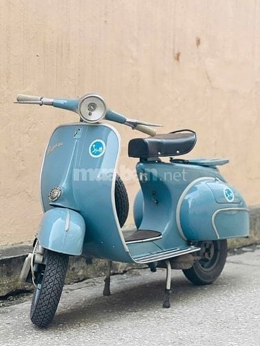 cần bán chiếc vespa cổ đẹp long lanh HQCN