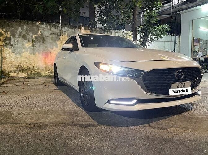 Mazda 3 2022 1.5L Luxury - 70287 km