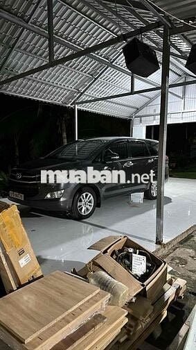 Toyota Innova G 2016 - 80000 km