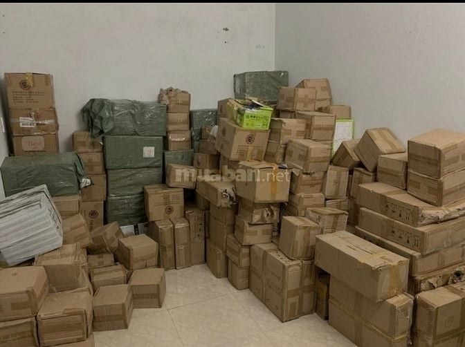 CHI NHÁNH TUYỂN GẤP NHÂN VIÊN KỊP TẾT PHỤ ĐÓNG GÓI, DÁN TEM