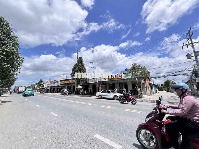 Đất sau lưng thế giới di động 4,9x22,5m giá ngộp 1ty280