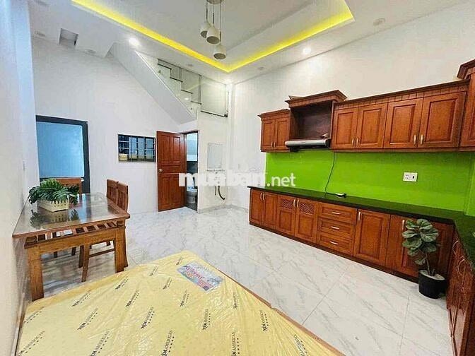 PHÒNG TRỆT - BẾP SIÊU RỘNG gần KCX TÂN THUẬN, PHÚ MỸ HƯNG Q7