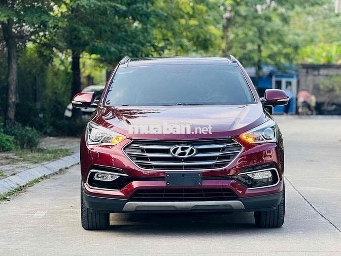 Hyundai SantaFe Premium 2.2D 4x4 sản xuất 2018