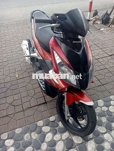 Nhà trật nên bán