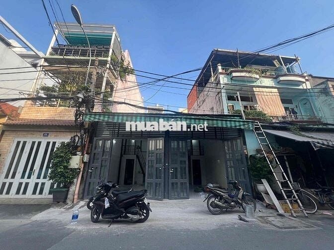 Nhà MTKD Đường Quang Trung 7m 2PN 9tr cọc 10tr