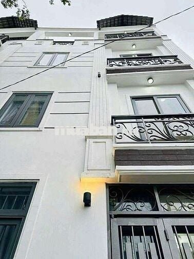 Cho thuê nguyên căn mới đẹp, 3pn ,Nguyenx Thái Sơn p4 Gò vấp