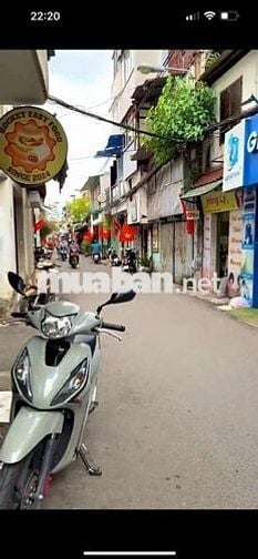 Cho thuê nhà đg.trần văn đang.p9.quận.3