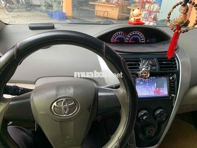 Toyota Yaris 2010 - 220000 km