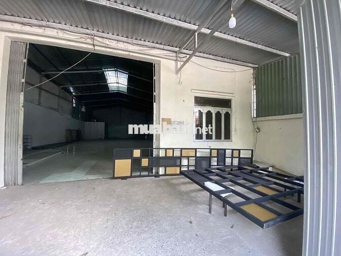 Cho thuê kho, xưởng 9x17m gần Phan Văn Hớn