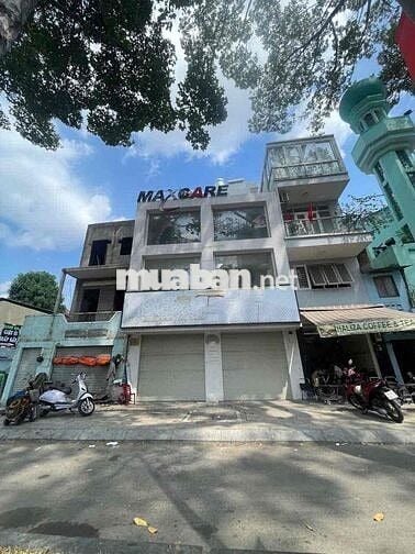 NGANG 7M, SÀN SUỐT, LỀ RỘNG TẠI 462A TRẦN HƯNG ĐẠO QUẬN 1