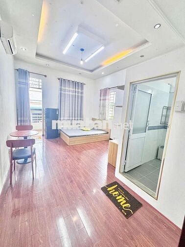 Căn Hộ Studio 40m2 Ban Công Full Nội Thất Khu Vực An Ninh - Hẻm Rộng