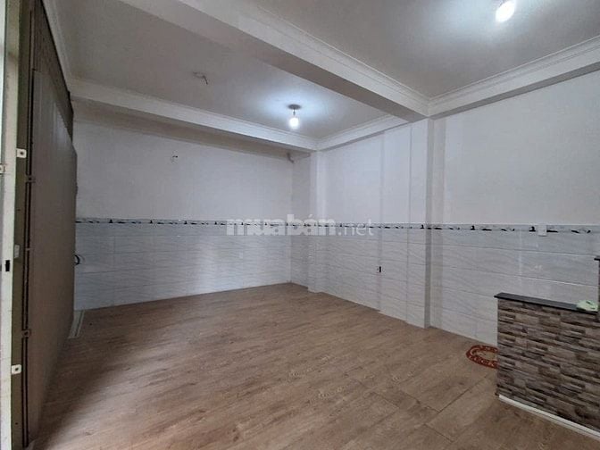 Cho thuê nhà mặt tiền hẻm xe hơi THĐạo Q1, khu vp, KD-buôn bán.