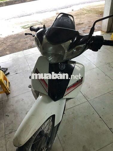 Yamaha Sirius 110 Trắng Đen Đỏ