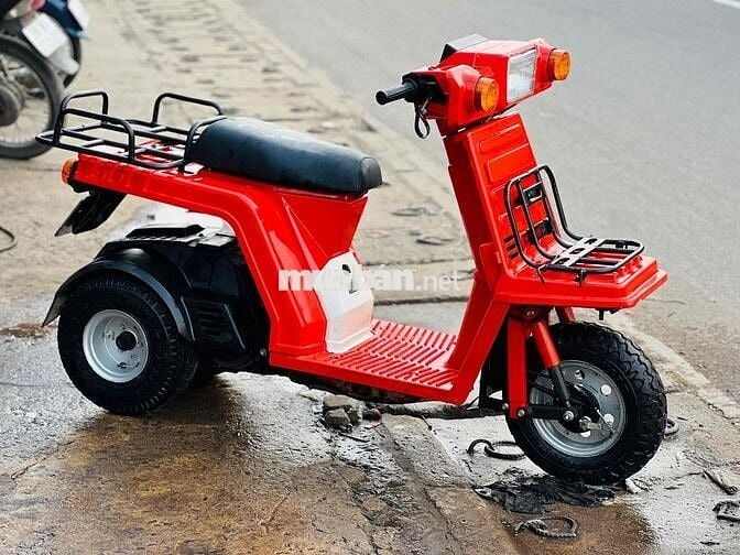 Tay ga ba bánh, xe hai thì nội địa Nhật