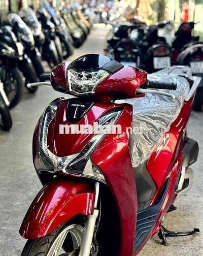 Honda SH 150 2018 xe mới