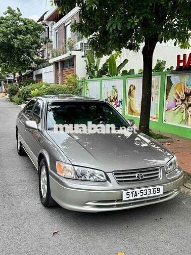 Toyota Camry 2001 AT số tự động, cửa nóc nhập Úc