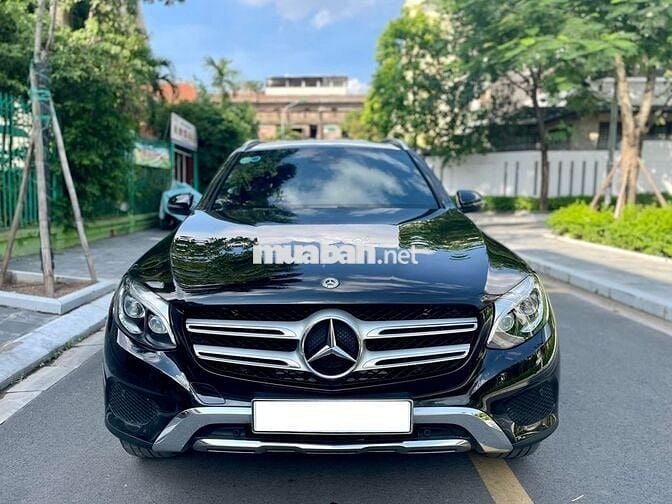 Mercedes Benz GLC 2018 250 4MATIC - 53,000 Miles.