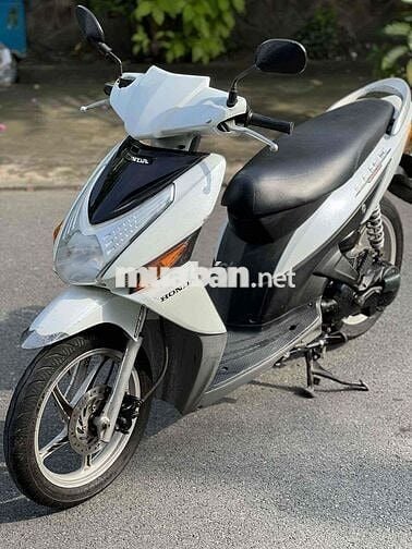 🌈Xe Honda Click 2010 màu trắng đen mới  len ken 95