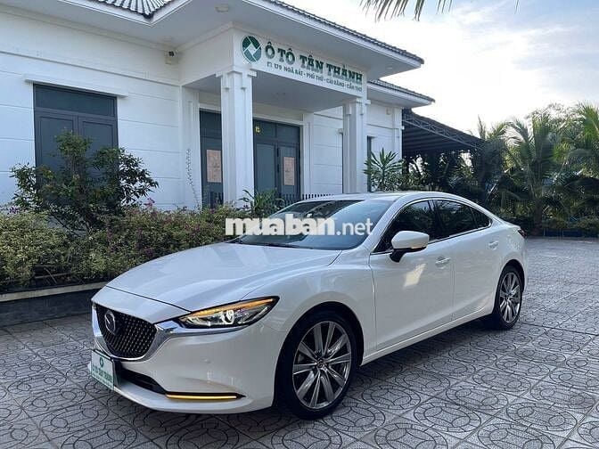 Mazda 6 2022 Premium 2.0 AT - 10000 km 2 chủ