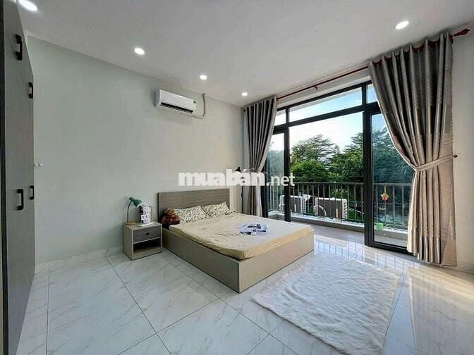 CĂN HỘ BAN CÔNG TÁCH BẾP RỘNG 45M2 NGAY ÂU CƠ - NI SƯ HUỲNH LIÊN