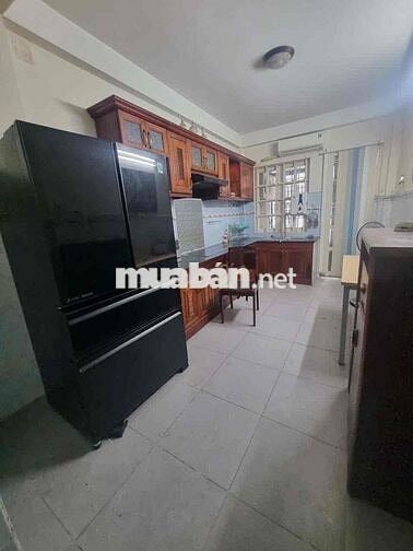 cho thuê nhà nguyên căn.4pn4wc. Lê Hồng Phong p10.Q10