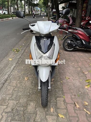 Honda Click 110 màu Trắng