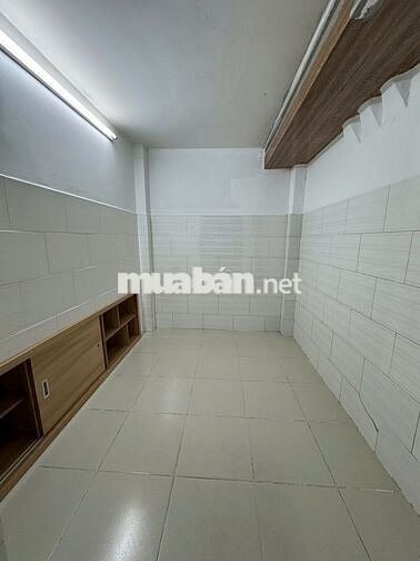 PHÒNG 1 NGƯỜI Ở,AN NINH. BAO TOÀN BỘ CHI PHÍ TỪ A - Z (trừ tiền điện).