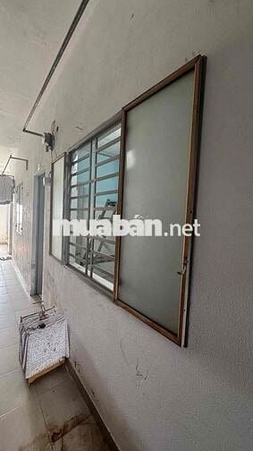 Phòng trọ 18m2, đường Ngô Quyền