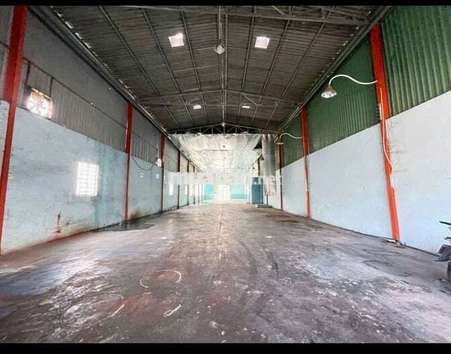 CHO  THUÊ  KHO  XƯỞNG ( 352m2) PHƯỜNG  TÂN  TẠO. QUẬN  BÌNH  TÂN