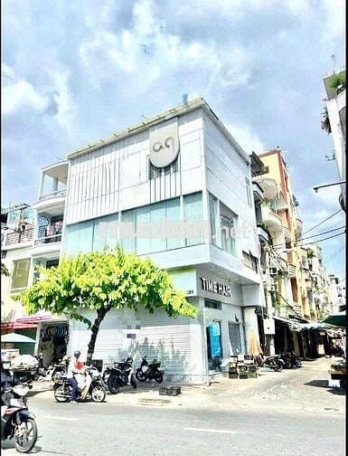 HÀNG HIẾM GÓC 2 MẶT TIỀN – 424E Lê Văn Sỹ, P.2, TB - DTSD 200m², SUỐT